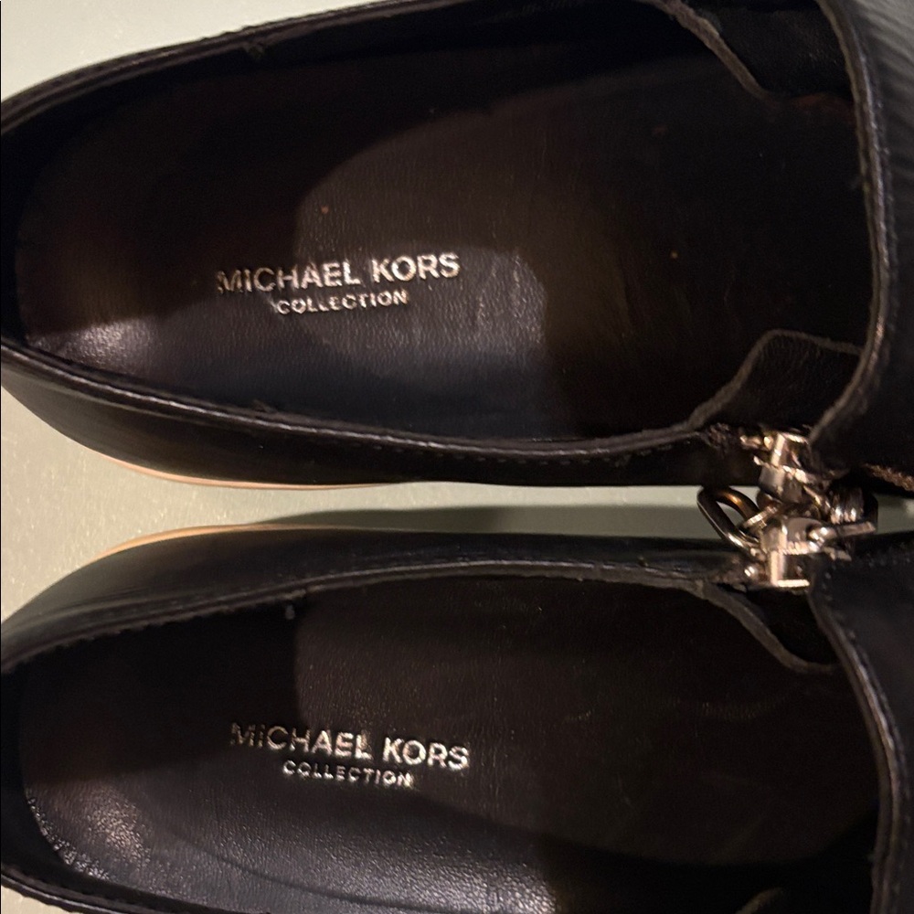 EUC Michael Kors Black and Cream WOMEN’s Loafers, 7.5 - Picture 2 of 8